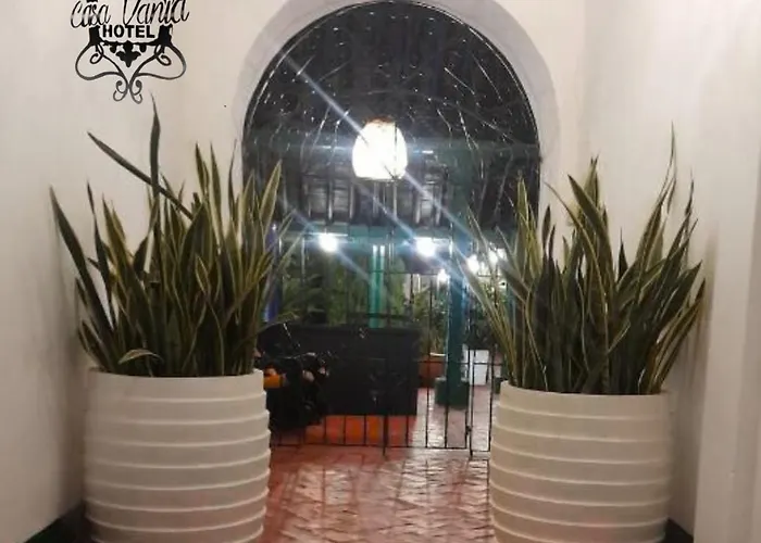 Hotel Casa Vania Mompox, Centro Historico, Con Parqueadero En El Hotel